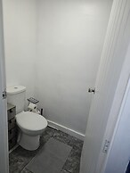 Charming 1-bed Apartment in Huddersfield