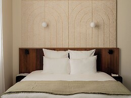 Hotel Fort St Laurent Lyon - Handwritten Collection