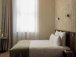 Hotel Fort St Laurent Lyon - Handwritten Collection