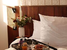 Hotel Fort St Laurent Lyon - Handwritten Collection