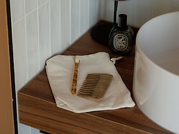 Hotel Fort St Laurent Lyon - Handwritten Collection