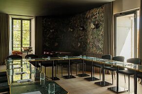 Hotel Fort St Laurent Lyon - Handwritten Collection