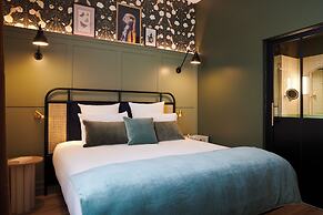 Square Lodge Hotel La Roche Sur Yon - Handwritten Collection