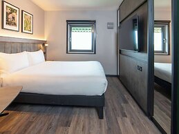 Ibis Styles London Gatwick Airport