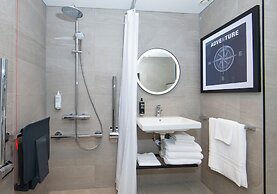Ibis Styles London Gatwick Airport