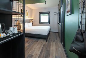 Ibis Styles London Gatwick Airport