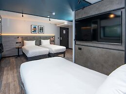 Ibis Styles London Gatwick Airport