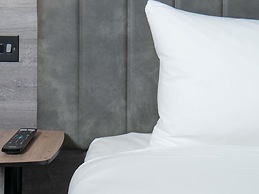 Ibis Styles London Gatwick Airport