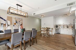 French Quarter Splendor 4BR Luxury Condo