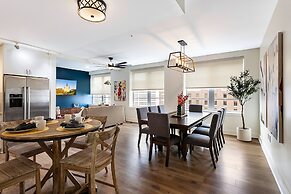 French Quarter Splendor 4BR Luxury Condo