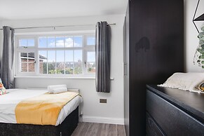 Beautiful Gravesend 3 Beds by Jada Homes