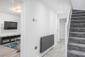 Beautiful Gravesend 3 Beds by Jada Homes