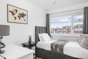 Beautiful Gravesend 3 Beds by Jada Homes