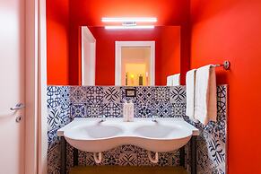 Napoli Street Art Rooms - Wall by Wonderful Italy