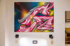 Napoli Street Art Rooms - Wall by Wonderful Italy