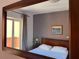 Nada - With Nice View - A3