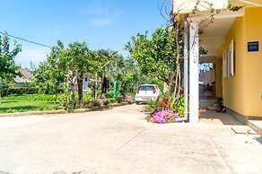 Mediteran - Private Parking - A1