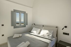 Nastram Suites Oia