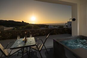 Nastram Suites Oia