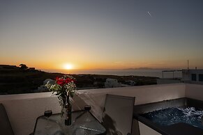 Nastram Suites Oia