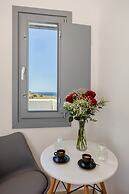 Nastram Suites Oia