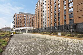 Spacious Central Apartment