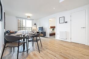 Amazing Flat With Community Hub