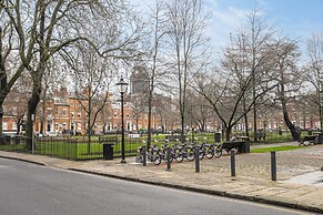 Amazing Flat With Community Hub