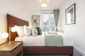 Chic Apartment Near City Centre