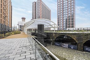 Contemporary City Flat