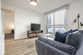 Central Two Bedroom Flat
