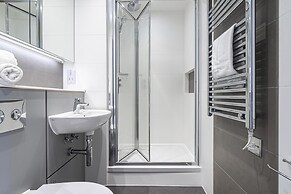 Central Two Bedroom Flat