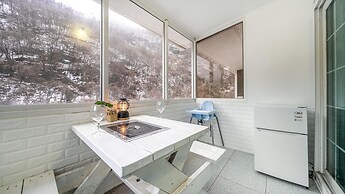 Gapyeong Paradiso Kids Poolvilla