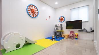 Gapyeong Paradiso Kids Poolvilla