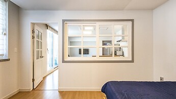 Boryeong Lehouse Pension