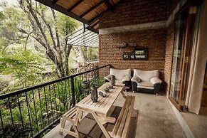 Arsulana Eco Lodge