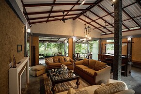 Arsulana Eco Lodge