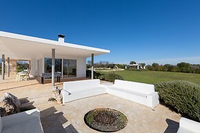 3706 Villa Floras by Perle di Puglia