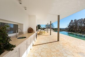 3706 Villa Floras by Perle di Puglia