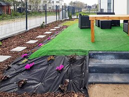 Apartment With Terrace Dębki by Renters