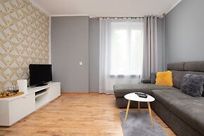 Biała Mewa Apartment by Renters