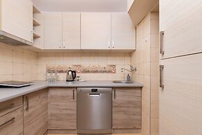 Biała Mewa Apartment by Renters