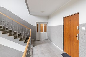 Biała Mewa Apartment by Renters