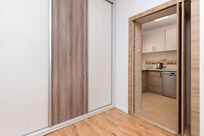 Biała Mewa Apartment by Renters