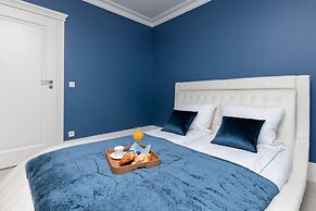 Sailor Apartment by Renters Prestige