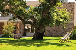 Royal Pearl Island Chios Hotel & Spa