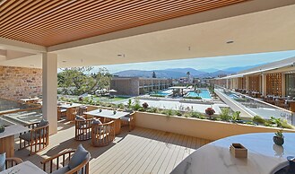 Royal Pearl Island Chios Hotel & Spa