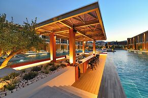 Royal Pearl Island Chios Hotel & Spa