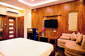 Hotel Cresent Near Assi Ghat