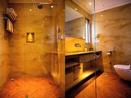 Hotel Cresent Near Assi Ghat